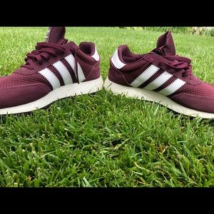 Adidas I-5293 / size 12 / worn once maybe twice